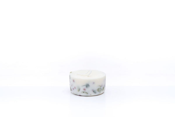Ashberies and bilberry leaves candle Munio Candela